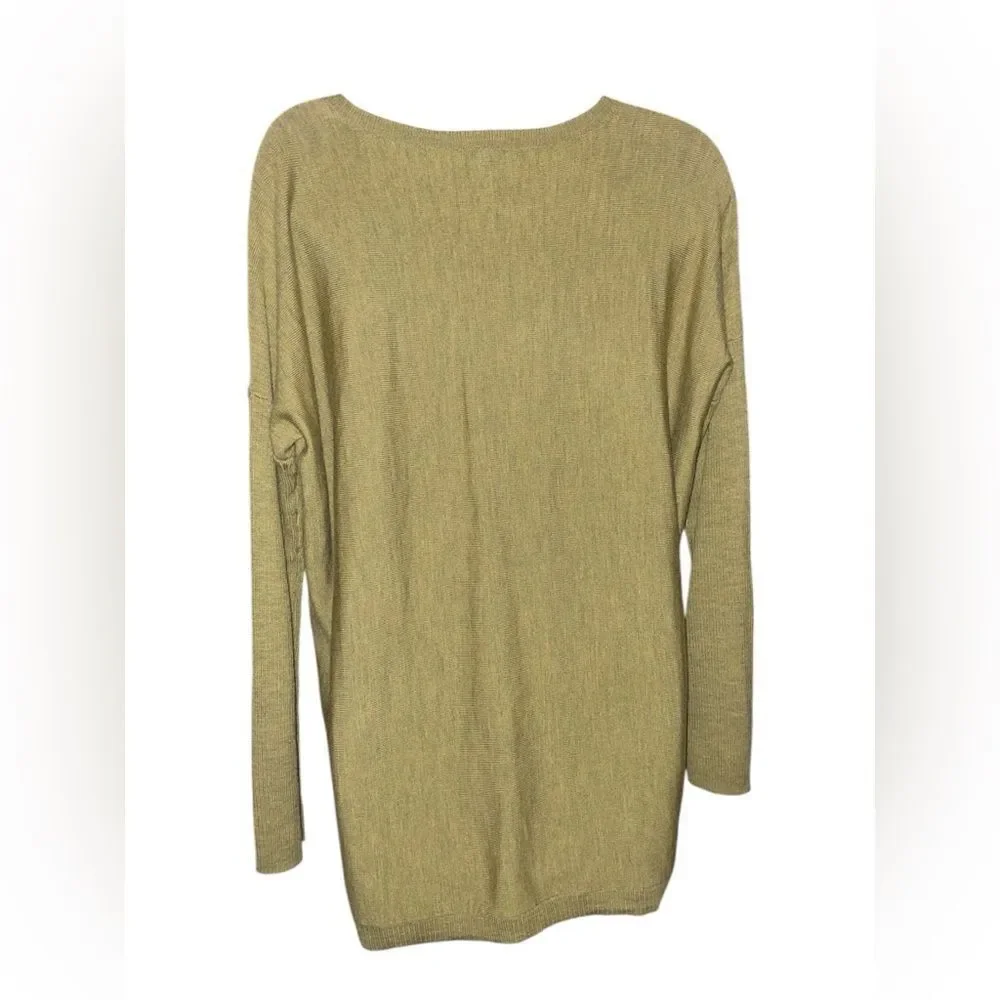 Eileen Fisher chic neck